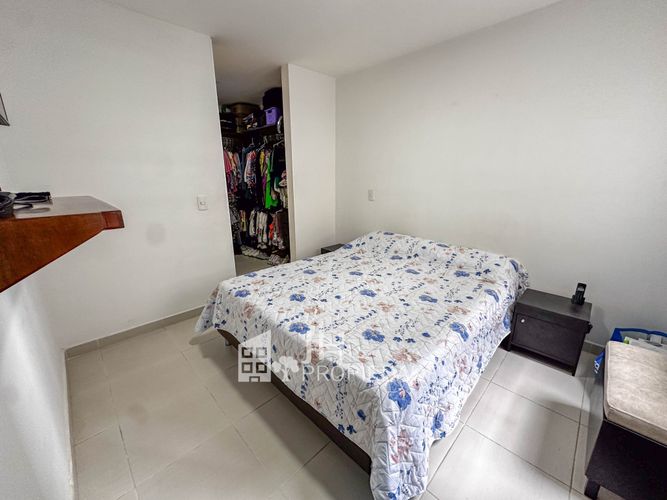 Apartamento de 3 alcobas en venta en Menzuly, Floridablanca, 85 m² · foto 14 de 20