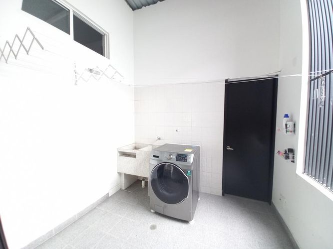 Casa de 3 alcobas en venta en Alto De Combeima, Ibagué, 265 m² · foto 18 de 23