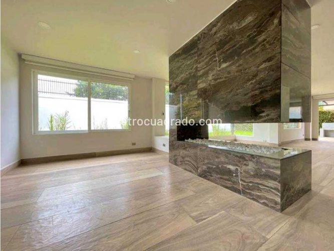 Casa de 3 alcobas en venta en Calahorra, Cajicá, 310 m² · foto 3 de 20