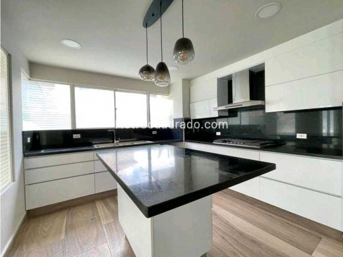 Casa de 3 alcobas en venta en Calahorra, Cajicá, 310 m² · foto 7 de 20