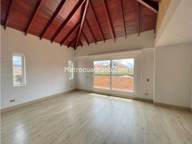 Casa de 3 alcobas en venta en Calahorra, Cajicá, 310 m² · foto 15 de 20