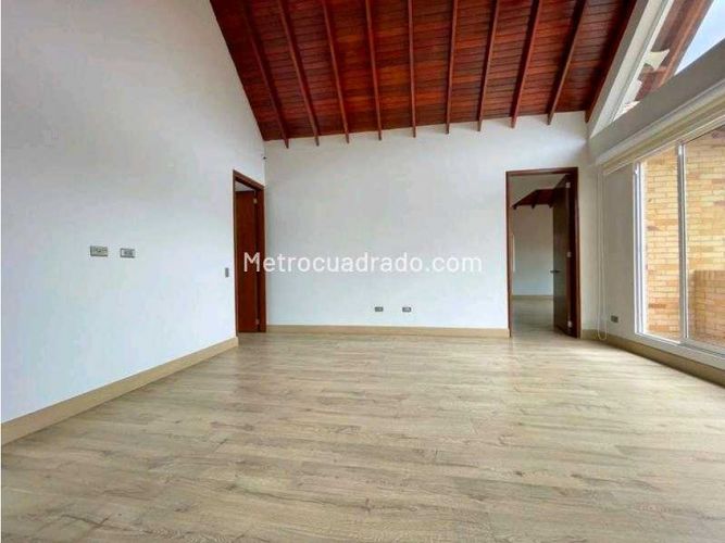 Casa de 3 alcobas en venta en Calahorra, Cajicá, 310 m² · foto 17 de 20