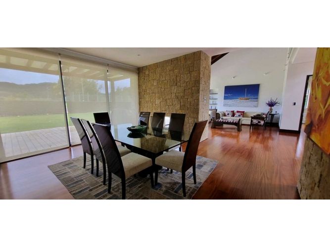 Casa de 3 alcobas en arriendo en Hatogrande, Sopó, 368 m² · foto 15 de 24