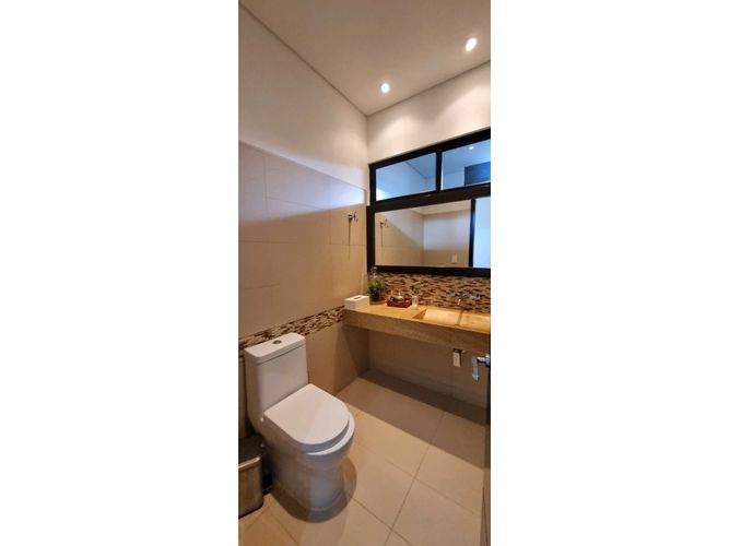 Casa de 3 alcobas en arriendo en Hatogrande, Sopó, 368 m² · foto 16 de 24