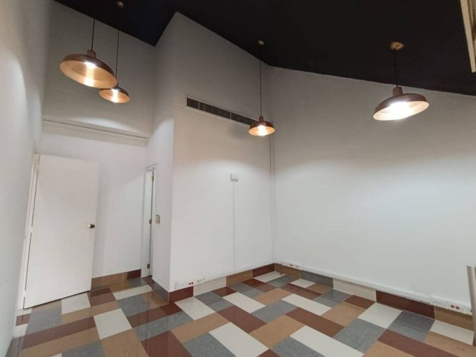 Oficina en arriendo en La Aguacatala, Medellín, 108 m² · foto 4 de 7
