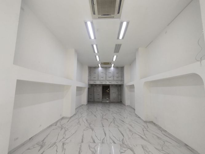 Local en arriendo en La Candelaria, Medellín, 180 m² · foto 3 de 20