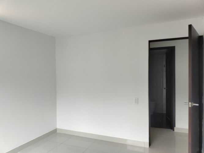 Apartamento de 3 alcobas en arriendo en El Poblado, Medellín, 148 m² · foto 7 de 17