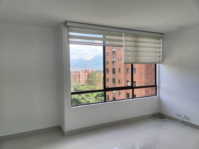 Apartamento de 3 alcobas en arriendo en El Poblado, Medellín, 148 m² · foto 14 de 17