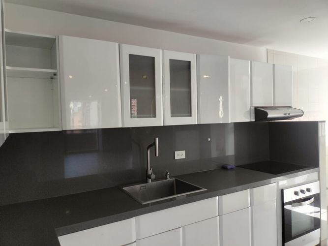 Apartamento de 2 alcobas en arriendo en El Poblado, Medellín, 117 m² · foto 8 de 16