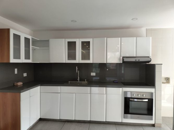 Apartamento de 2 alcobas en arriendo en El Poblado, Medellín, 117 m² · foto 7 de 16