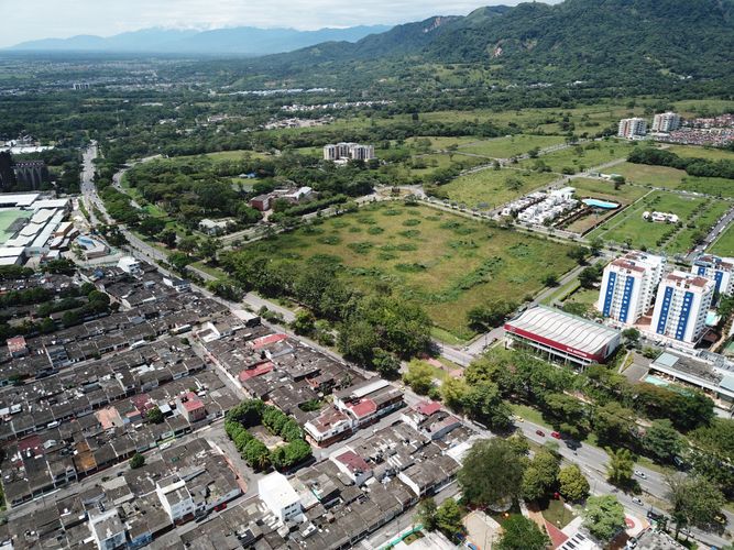 Lote en venta en 12 De Octubre, Villavicencio, 44579 m² · foto 3 de 8