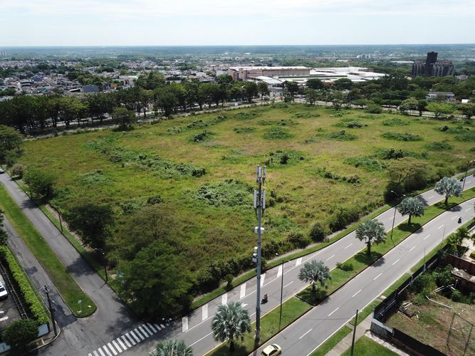 Lote en venta en 12 De Octubre, Villavicencio, 44579 m² · foto 5 de 8