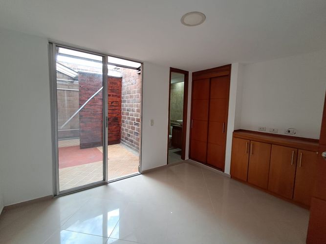 Apartamento de 2 alcobas en arriendo en Bolivariana, Medellín, 65 m² · foto 4 de 20