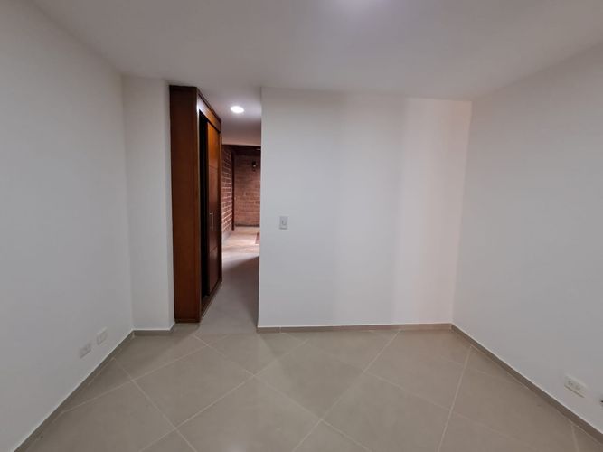 Apartamento de 2 alcobas en arriendo en Bolivariana, Medellín, 65 m² · foto 12 de 20