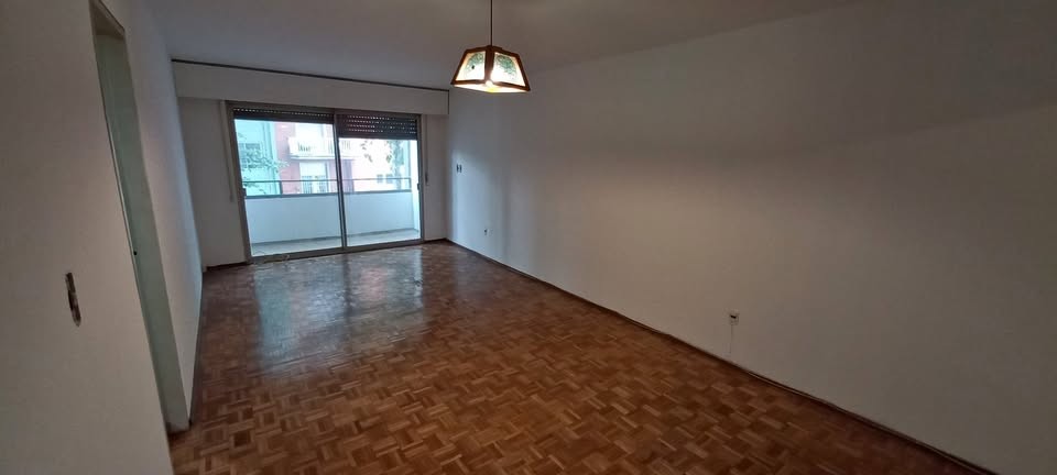 ALQUILER Apartamento 3 dormitorios 2 baños en Cordon
