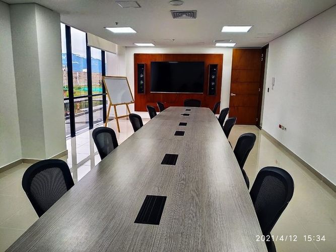 Oficina en venta en Ub. Canaima, Neiva, 307 m² · foto 3 de 12