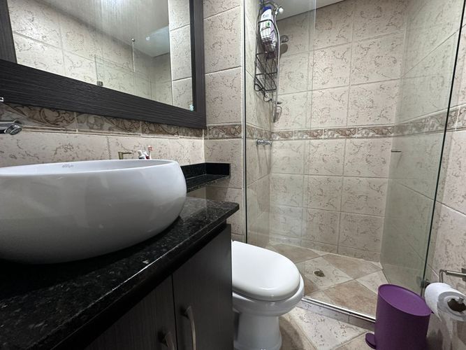 Apartamento de 3 alcobas en arriendo en El Poblado, Medellín, 68 m² · foto 13 de 14