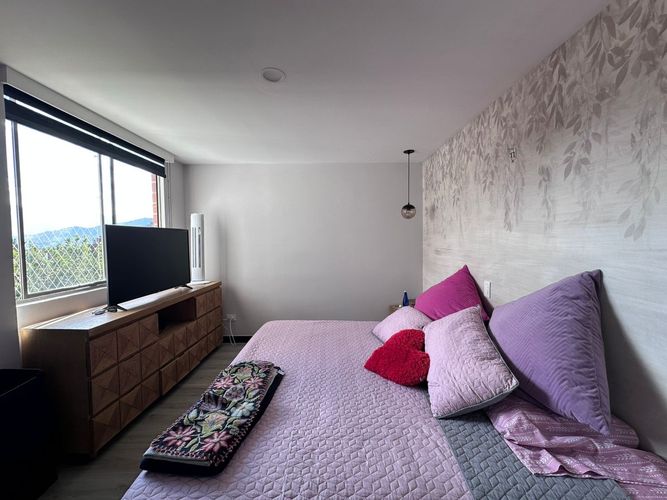 Apartamento de 3 alcobas en arriendo en El Poblado, Medellín, 68 m² · foto 12 de 14
