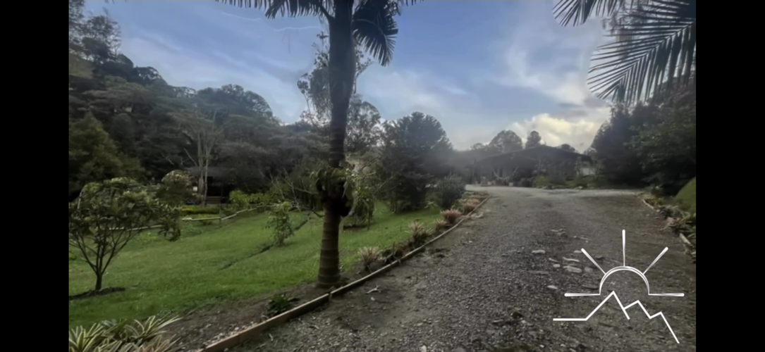 Finca en venta en Aeropuerto, Rionegro, 3600 m² · foto 2 de 24