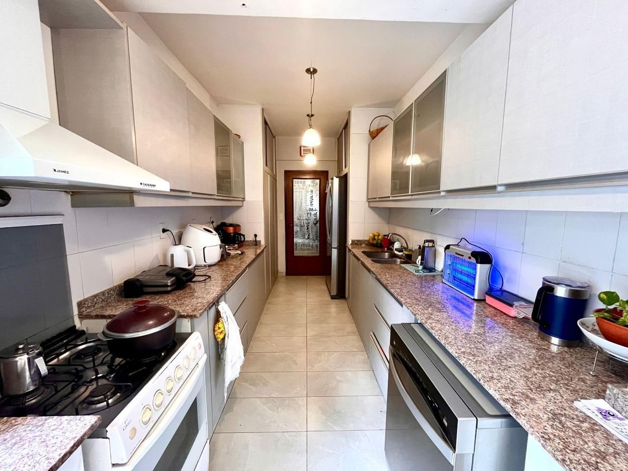 En venta duplex en el Barrio Madame Lynch — foto 3