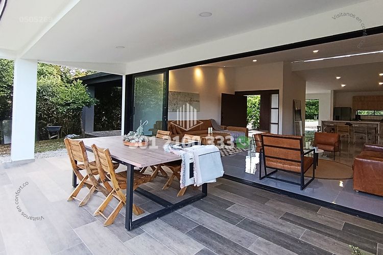 Casa de 3 alcobas en venta en San Nicolas, La Ceja, 340 m² · foto 10 de 24