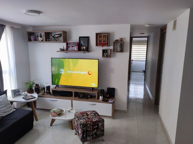 Apartamento de 3 alcobas en venta en Puerto Bello, Bello, 55 m² · foto 2 de 13