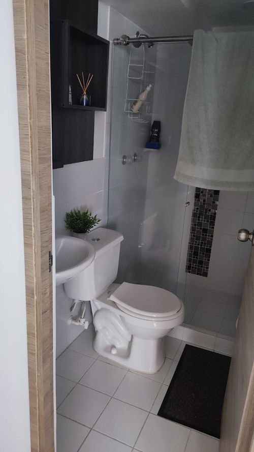 Apartamento de 3 alcobas en venta en Puerto Bello, Bello, 55 m² · foto 6 de 13