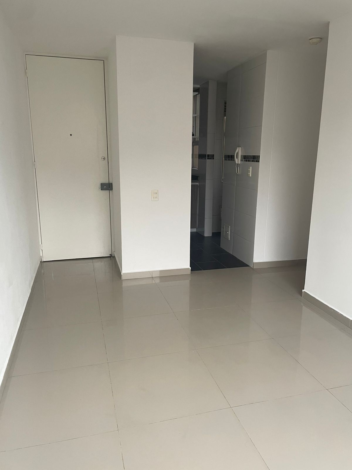 Apartamento de 3 habitaciones en venta en Gran Granada, Bogotá — imagen 1 de 16