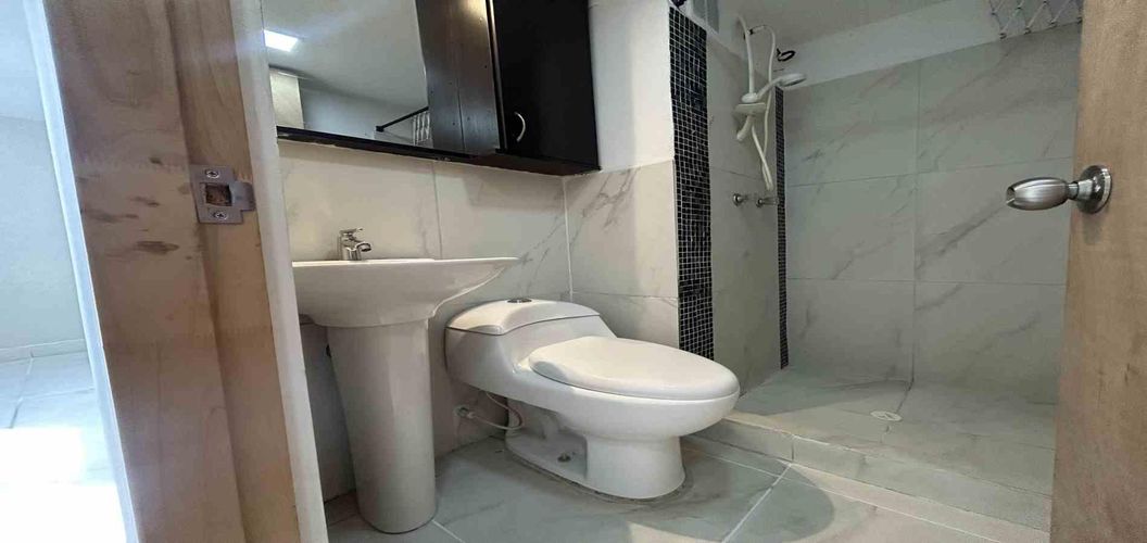 Apartamento de 1 alcoba en venta en Alfonso Lopez, Pereira, 35 m² · foto 12 de 18
