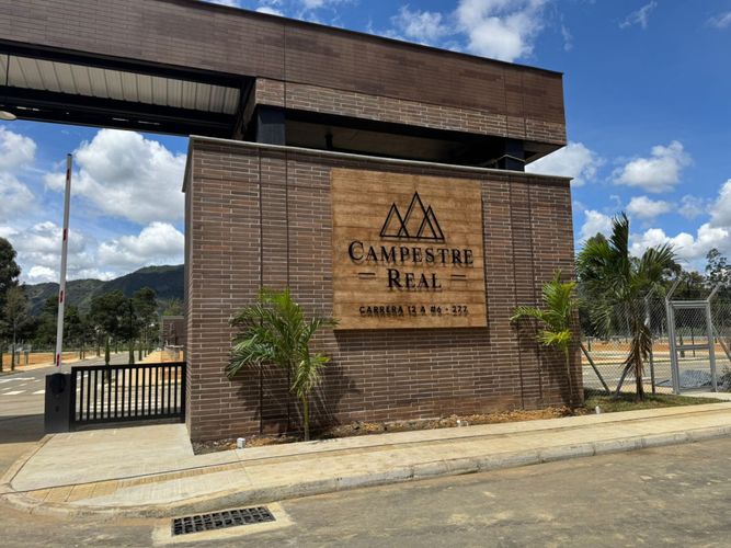 Lote en venta en La Ceja, 140 m² · foto 2 de 12