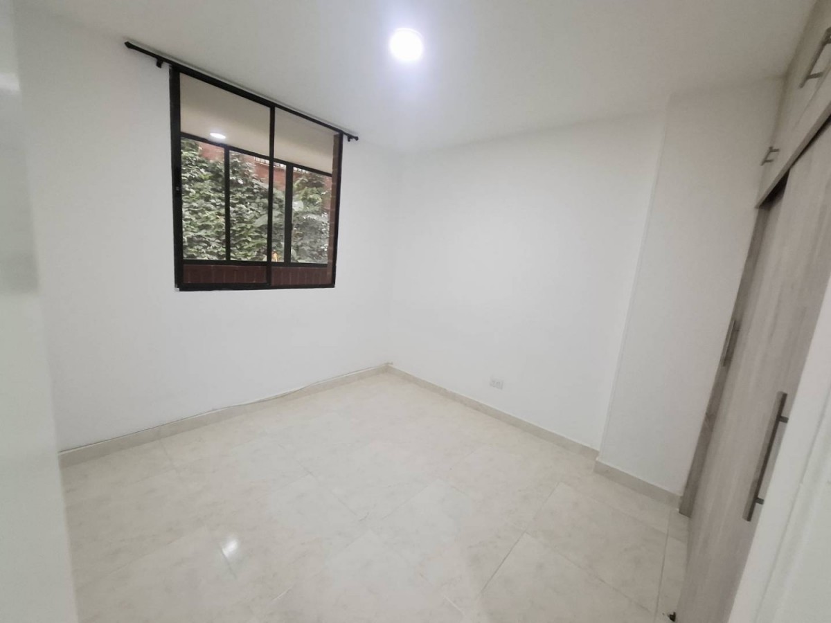 Apartamento en arriendo en El Poblado, Medellín · foto 9 de 24