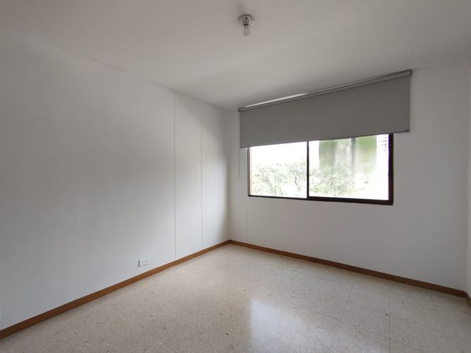 Apartamento de 3 alcobas en arriendo en El Poblado, Medellín, 120 m² · foto 5 de 20