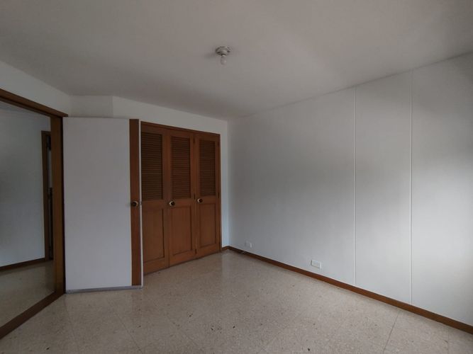 Apartamento de 3 alcobas en arriendo en El Poblado, Medellín, 120 m² · foto 6 de 20