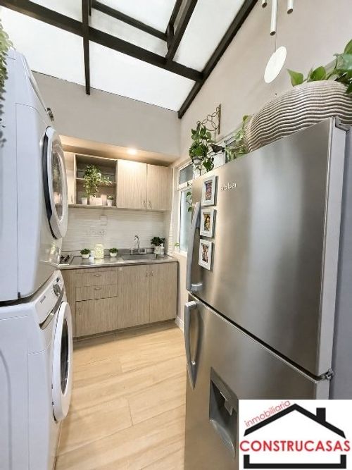 Apartamento de 6 alcobas en venta en Laureles, Medellín, 166 m² · foto 24 de 24