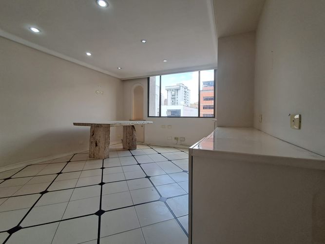 Oficina en arriendo en La Candelaria, Medellín, 75 m² · foto 5 de 12