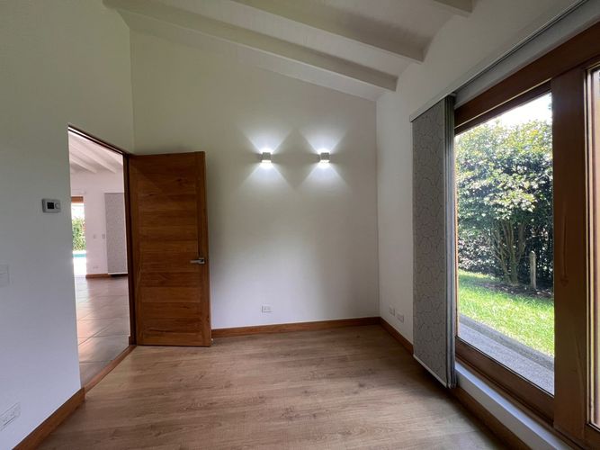 Casa de 3 alcobas en venta en Llano Grande, Rionegro · foto 11 de 17