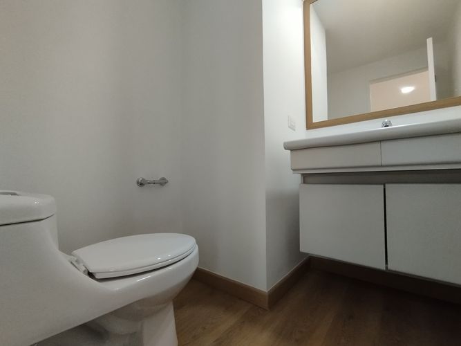 Oficina en arriendo en El Poblado, Medellín, 43 m² · foto 10 de 10