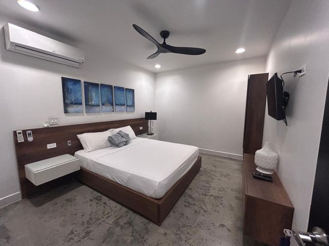 Casa de 12 alcobas en venta en Manila, Medellín, 450 m² · foto 16 de 17