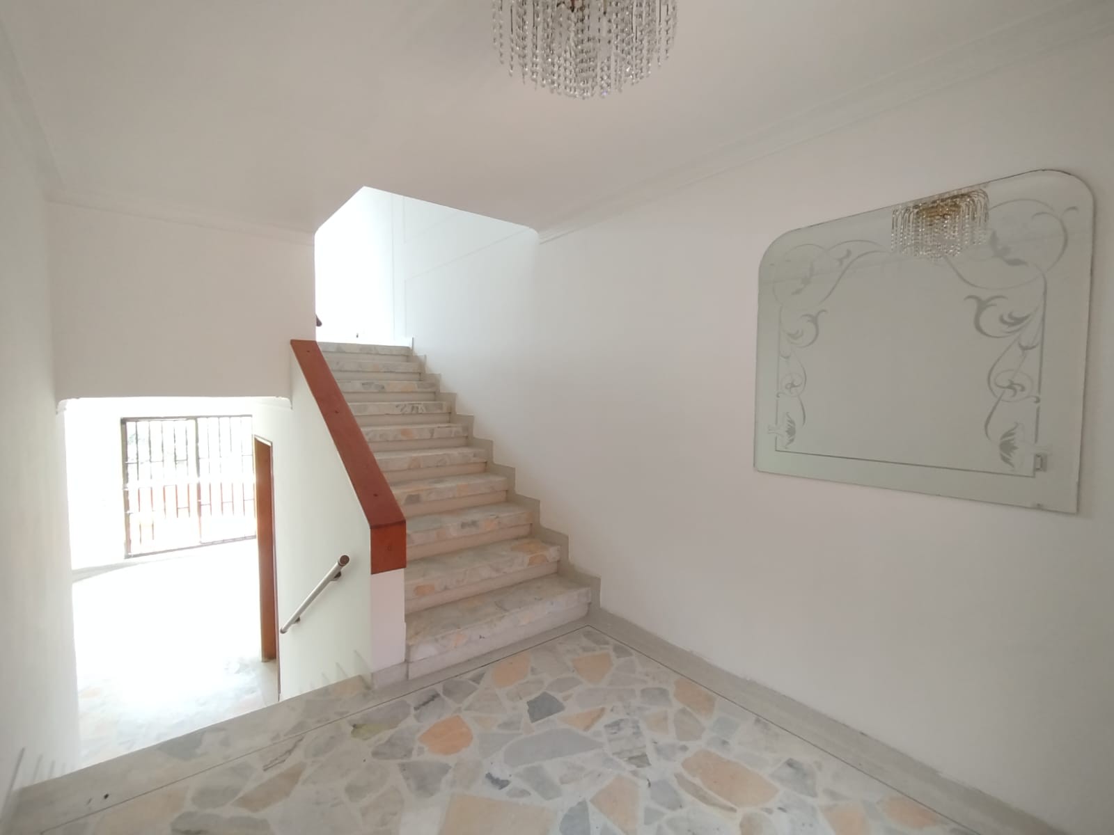 Casa en venta en Pinares, Pereira · foto 5 de 13