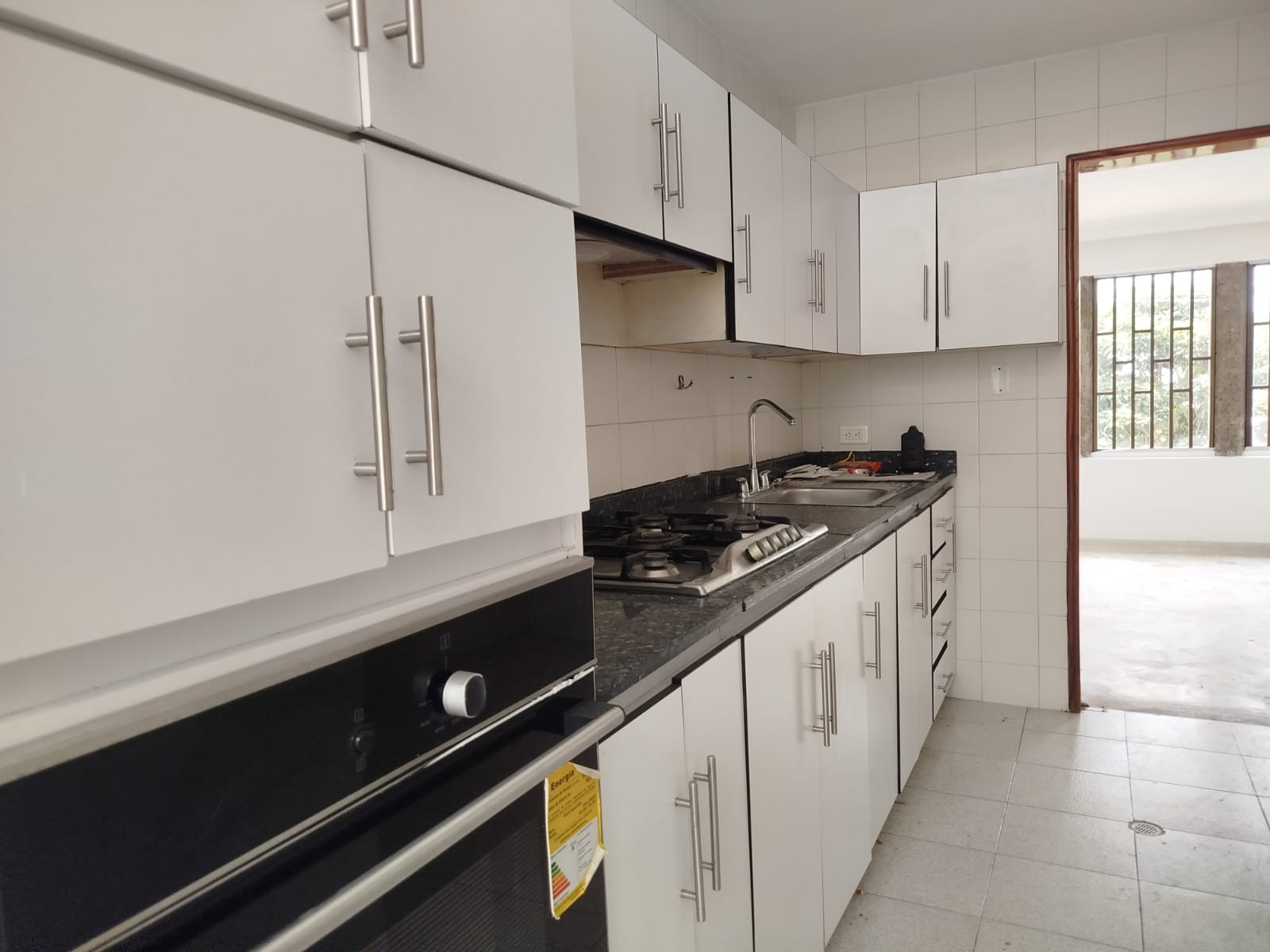 Casa en venta en Pinares, Pereira · foto 2 de 13