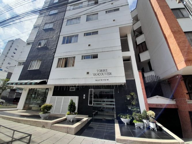 Apartamento en venta en El Prado, Bucaramanga · foto 2 de 24