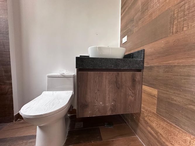 Apartamento de 3 alcobas en venta en El Poblado, Medellín, 220 m² · foto 17 de 20
