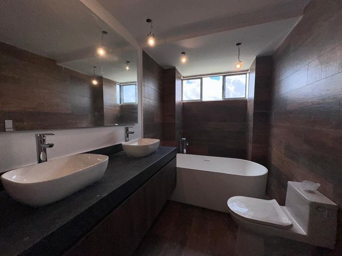 Apartamento de 3 alcobas en venta en El Poblado, Medellín, 220 m² · foto 19 de 20
