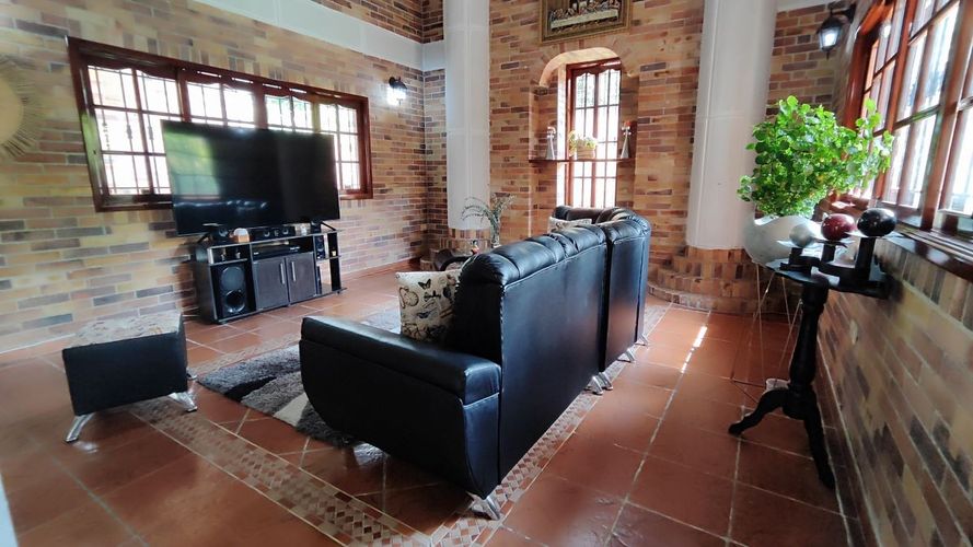 Casa de 6 alcobas en venta en Guatiguara, Piedecuesta, 550 m² · foto 5 de 24