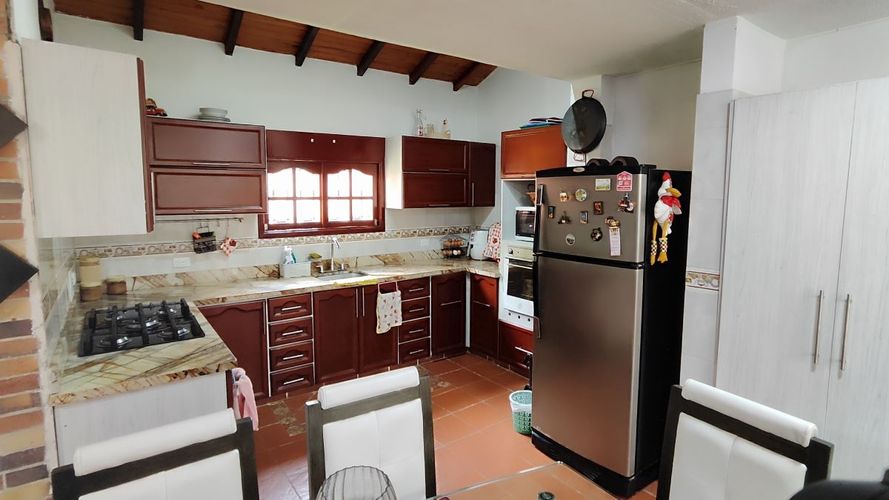 Casa de 6 alcobas en venta en Guatiguara, Piedecuesta, 550 m² · foto 10 de 24