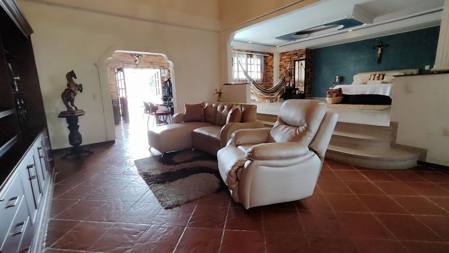 Casa de 6 alcobas en venta en Guatiguara, Piedecuesta, 550 m² · foto 16 de 24