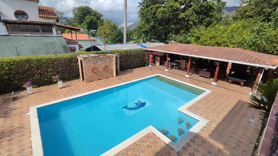 Casa de 6 alcobas en venta en Guatiguara, Piedecuesta, 550 m² · foto 20 de 24