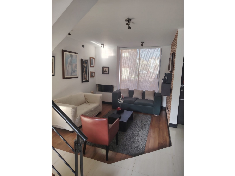 Casa en venta en San Jose De Los Nogales, Chía · foto 3 de 17