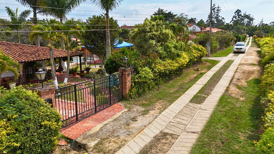 Casa de 3 alcobas en venta en Mesa De Los Santos, Piedecuesta, 180 m² · foto 3 de 24