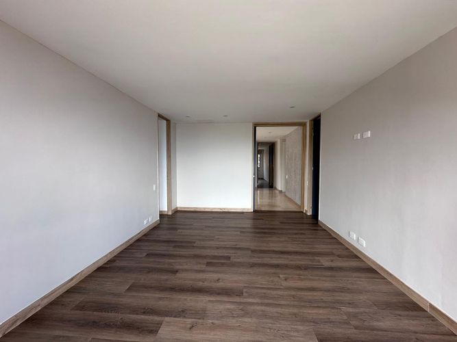 Apartamento de 3 alcobas en venta en El Poblado, Medellín, 220 m² · foto 17 de 20